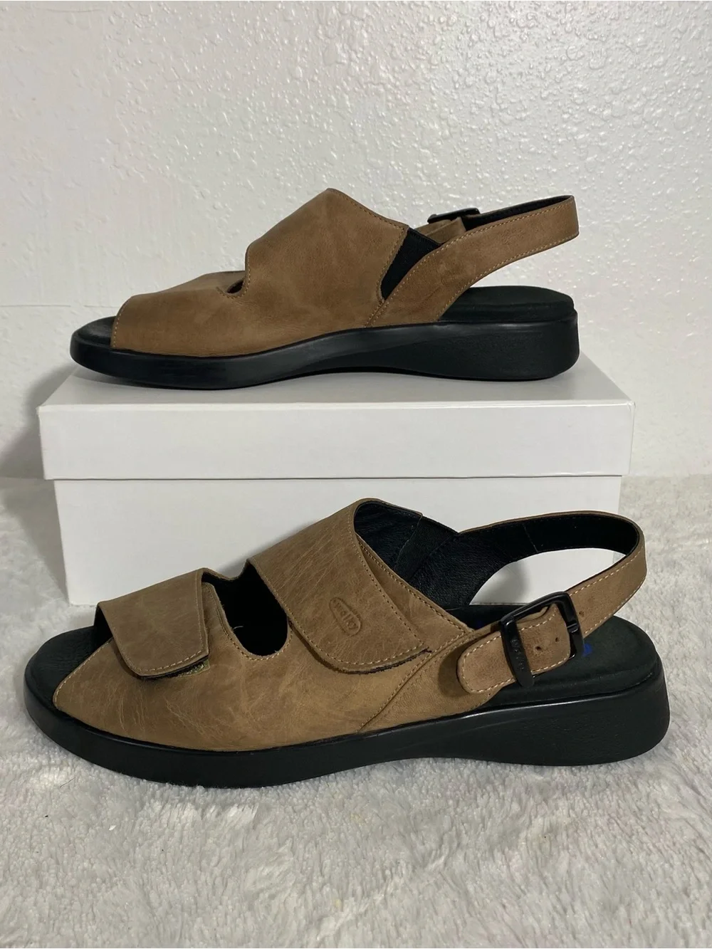 Wolky Nimes Tan Leather Slingback Adjustable Sandals Euro Size 39 (US 8)